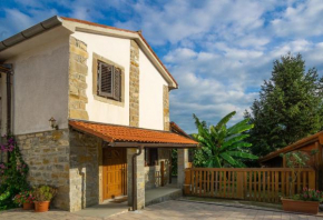 Istrian Stone House with a big garden